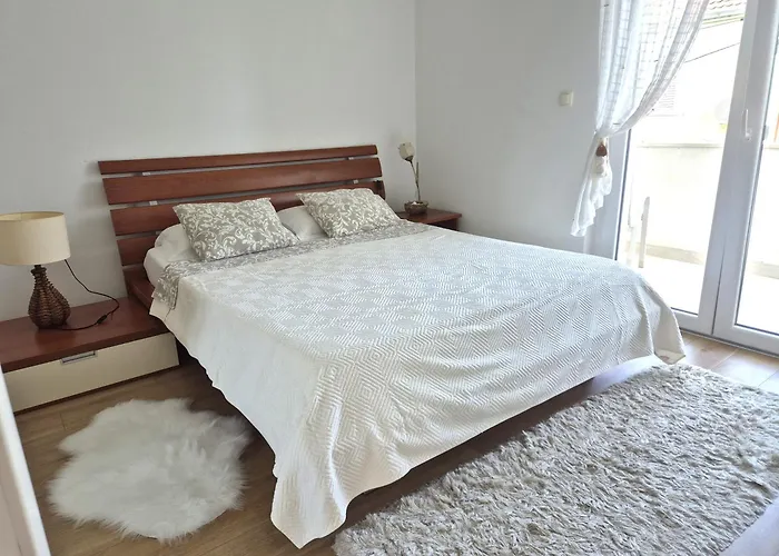 Deluxe Apartments Goya