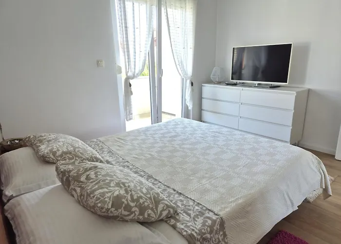 Deluxe Apartments Goya