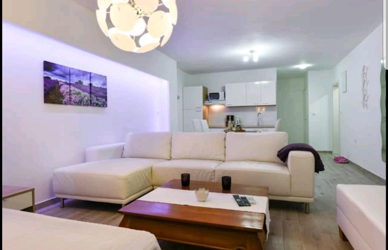 Apartment Deluxe Goya *
